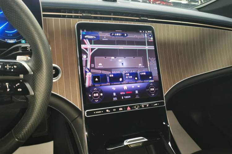 Used Mercedes-Benz EQE 2022 350 Pioneer Edition Audio And AC Panel