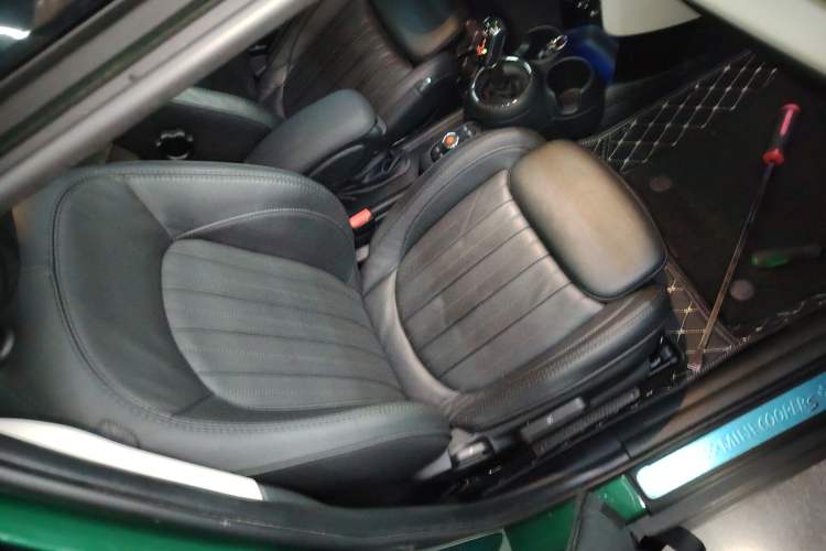 Used MINI MINI 2020 2.0T COOPER S Artist Five-Door Edition
