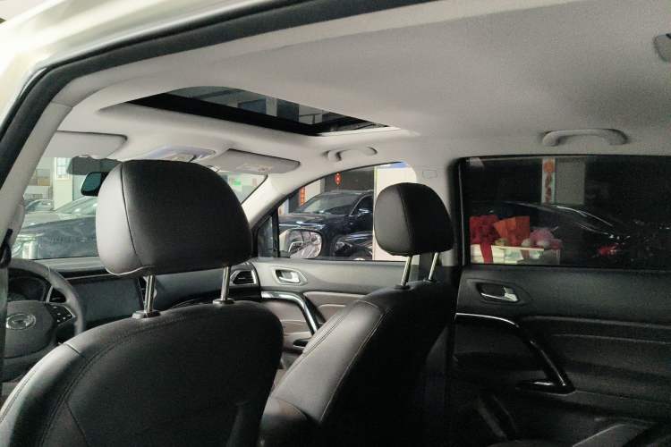 Used GAC Trumpchi GS4 2017 235T Automatic Two-Wheel Drive Elite Edition Headliner