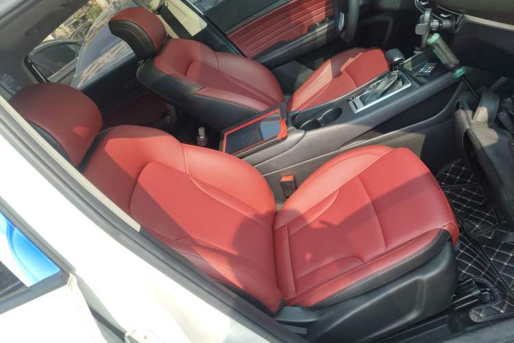 Used CHANGAN CS35PLUS 2019 1.4T DCT Chuanlian Blue Whale Edition
