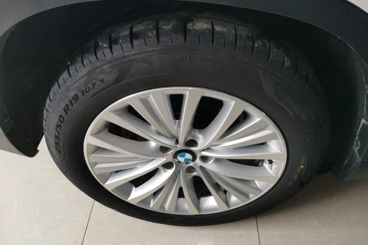 Used BMW X5 2014 xDrive35i Leading Model Right Rear Wheel Hub