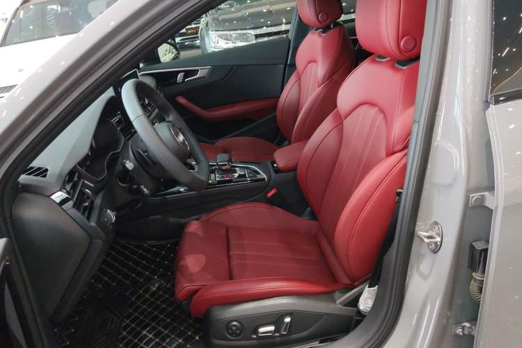 Used Audi A4L 2024 40 TFSI Luxury Dynamic Edition Left Front Seat