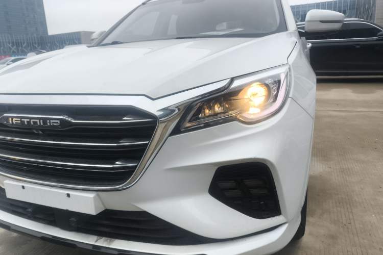 Used JETOUR X70 2020 1.5T DCT YueXing Edition 5 Seats
