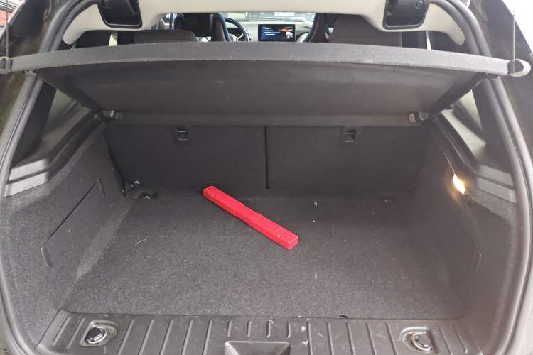 Used BMW i3 2018 Luxury Model Trunk