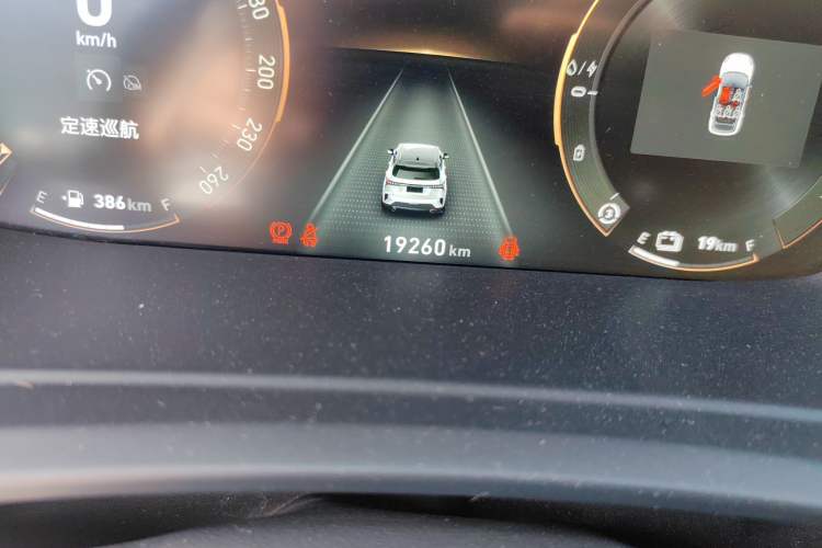 Used Lynk & Co 06 EM-P 2022 PHEV 84 km Range Pro Version
