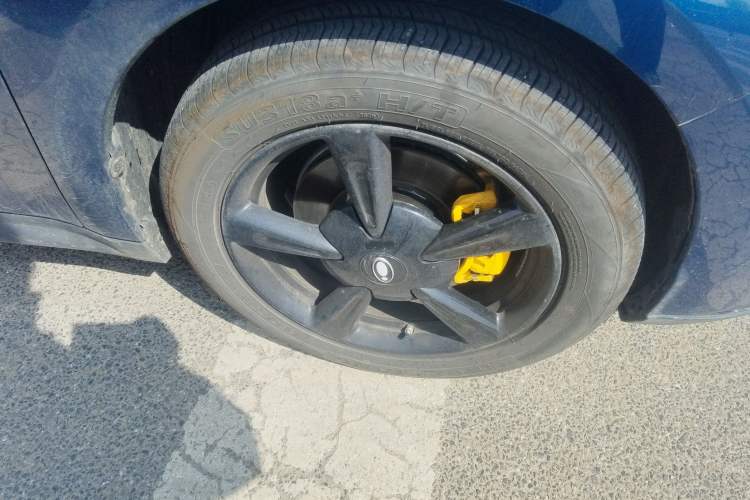 Used ORA Good Cat 2025 Model, 430 km Luxury Version Right Front Wheel Hub