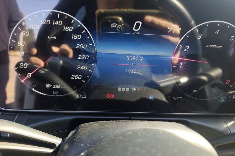 Used Mercedes-Benz C-Class 2024 C 260 L Sport Edition Odometer Close Up