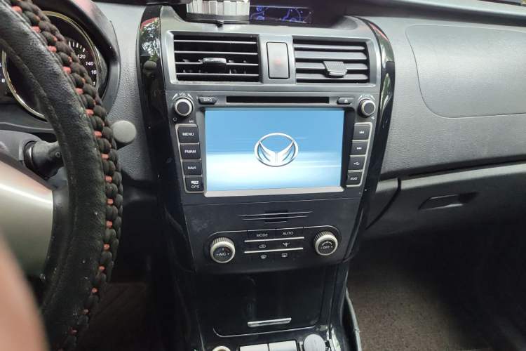 Used HYOSOW S3 2016 1.5L Manual Luxury Edition China IV Emission Standard