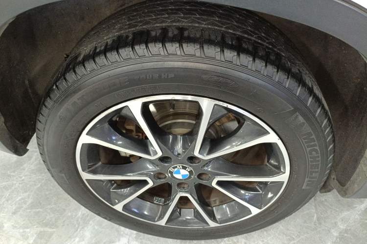 Used BMW X5 2014 xDrive35i Luxury Edition
