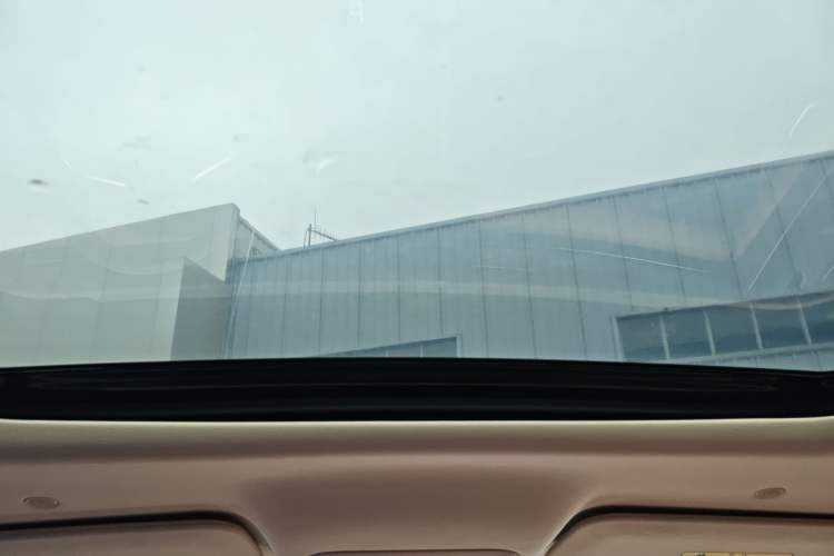 Used Hima AITO M7 2022 1.5T Four-Wheel Drive Luxury Edition Headliner