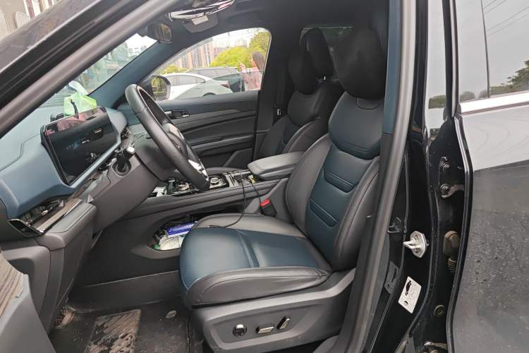 Used Ford Equator Sport 2022 Facelift EcoBoost 170 Prestige Model Left Front Seat