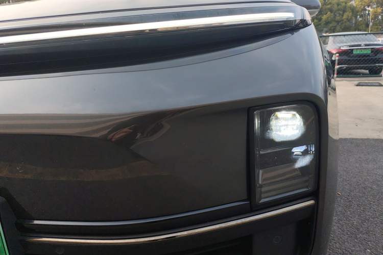 Used Li Auto L8 2023 Pro Model