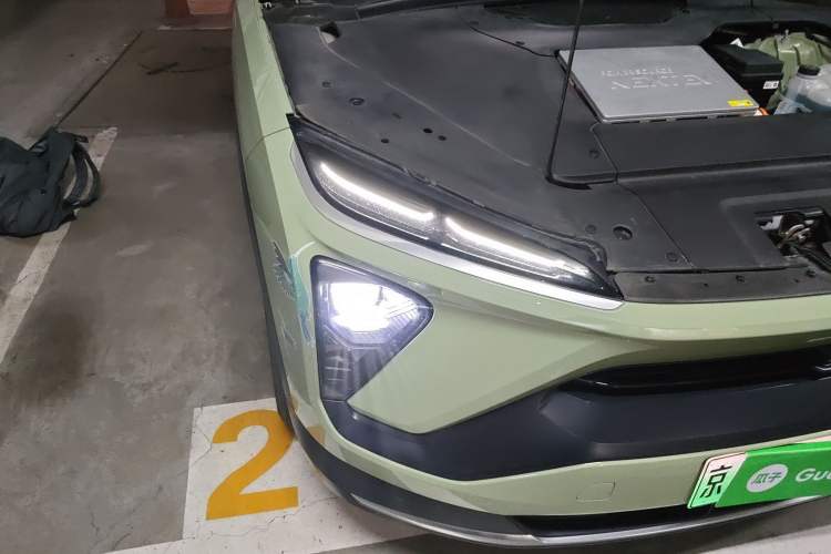 Used Nio ES6 2019 420 km Sport Version Right Front Headlight