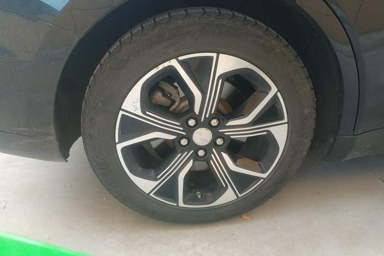 Used Hongqi E-QM5 2021 Charging Flagship Edition
