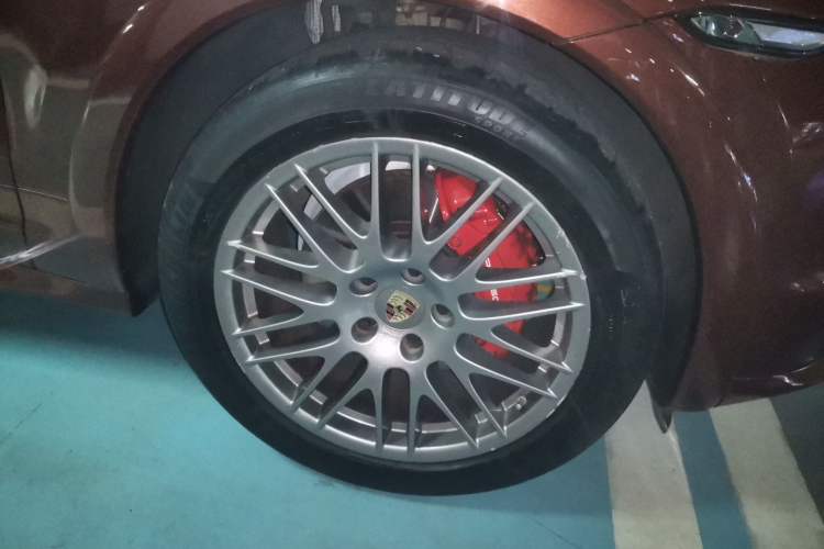 Used Porsche Cayenne 2012 Cayenne GTS 4.8L
