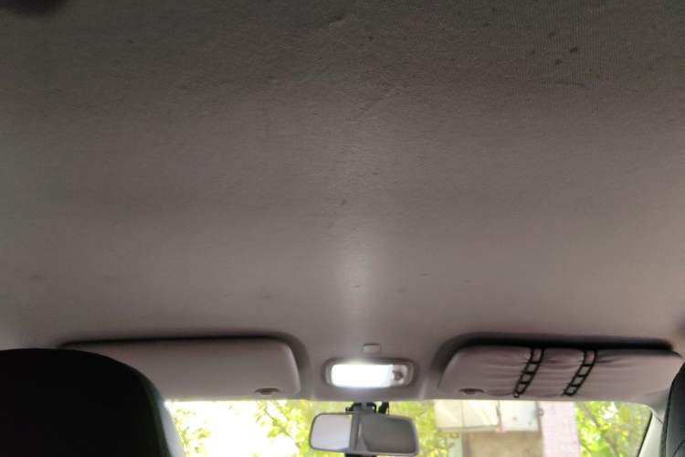 Used Chery QQ Ice Cream 2022 170km Sundae Phosphate Lithium-Ion
