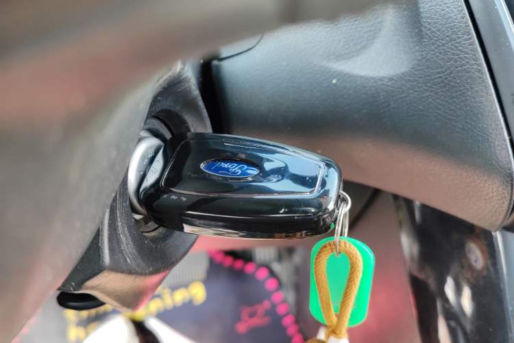 Used Ford Focus 2017 Sedan 1.6L Automatic Fashion Edition Smart Drive Version