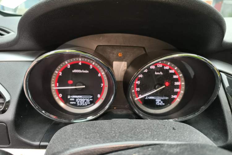 Used Bestune B70 2016 2.0L manual luxury edition Instrument Cluster