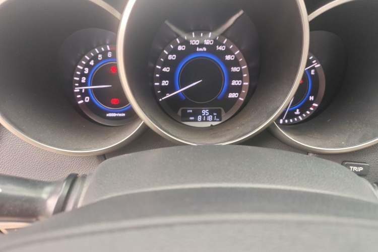 Used CHANGAN Eado 2015 1.6L Manual Luxury Model China IV Standard