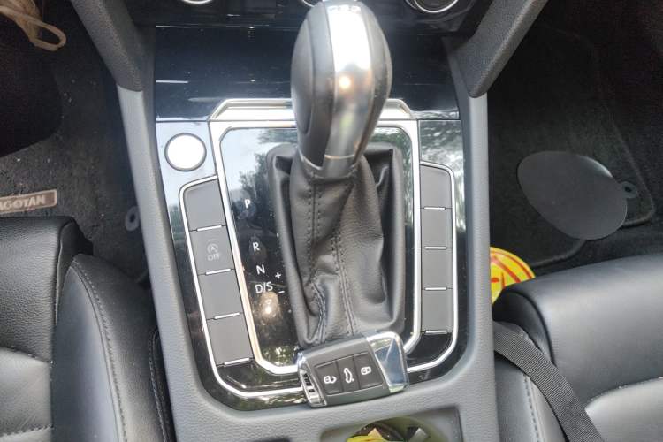 Used Volkswagen Magotan 2018 330TSI DSG Luxury Model Gear Lever