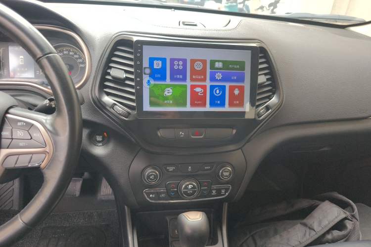 Used Jeep Cherokee 2016 2.0L Leading Edition