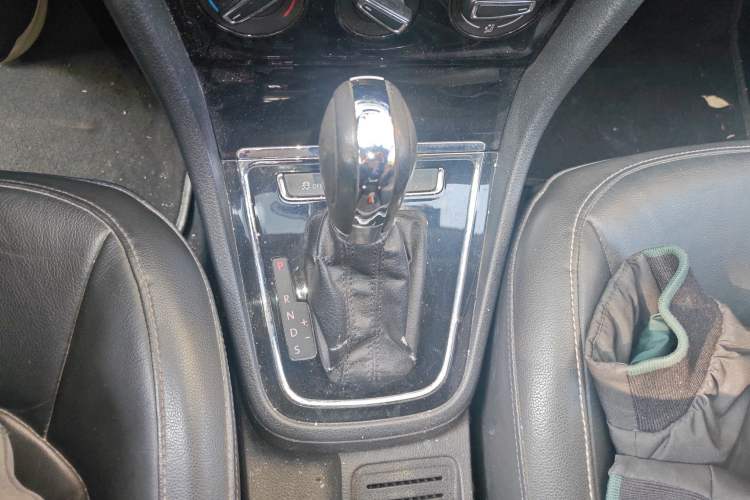 Used Volkswagen Bora 2013 1.6L Automatic Comfort Model