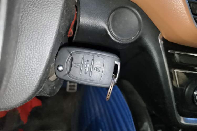 Used Wuling Hongguang S3 2018 1.5L Manual Luxury Model China V Standard