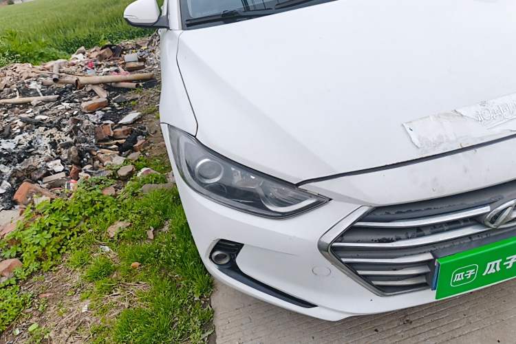 Used Hyundai Elantra (6th Generation / Lingdong) 2016 1.6L Automatic ZhiXuan – Elite Version Right Front Headlight
