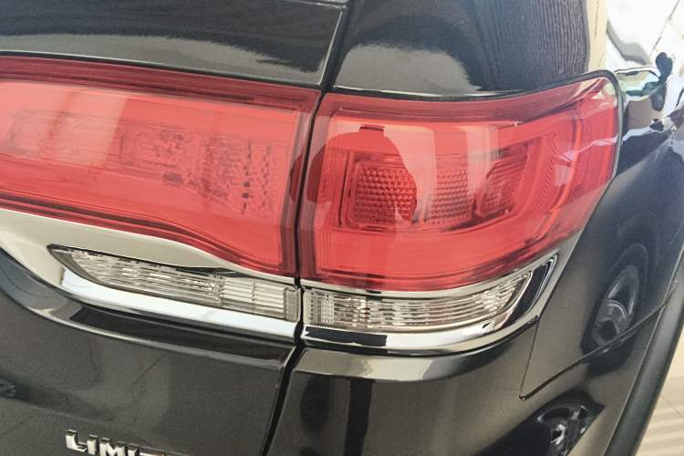 Used Jeep Grand Cherokee 2016 3.0L Comfort Navigation Edition
