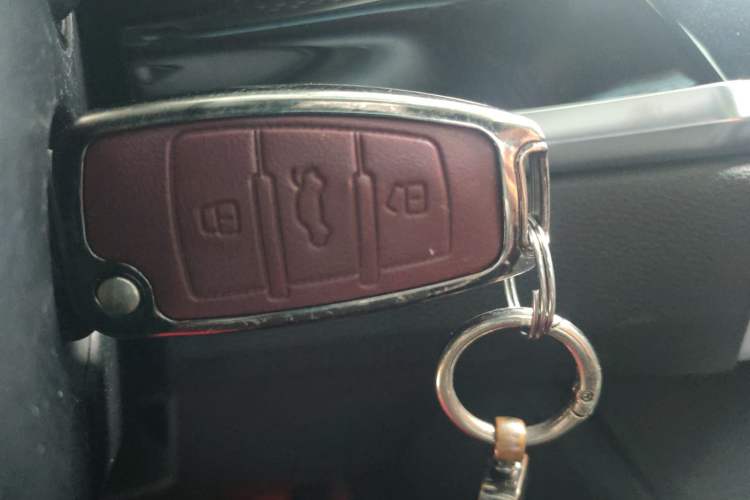 Used Audi Q3 2019 35 TFSI Advanced Dynamic Edition Vehicle Key