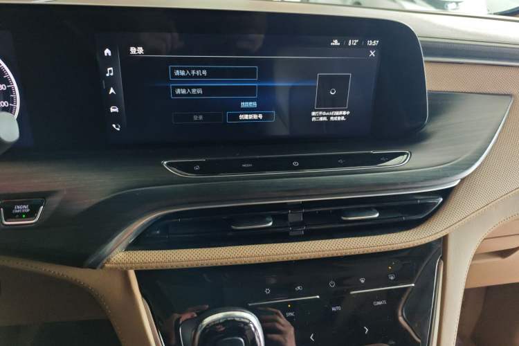 Used Buick GL8 2021 ES Land Cruiser 653T Luxury Edition