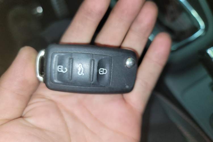 Used Volkswagen Sagitar 2016 2.0 TSI GLI Interior 1