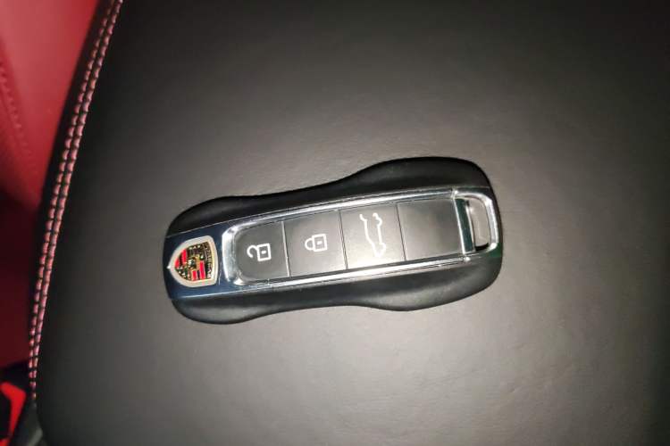 Used Porsche Cayenne E-Hybrid 2023 Cayenne E-Hybrid 2.0T Platinum Edition
