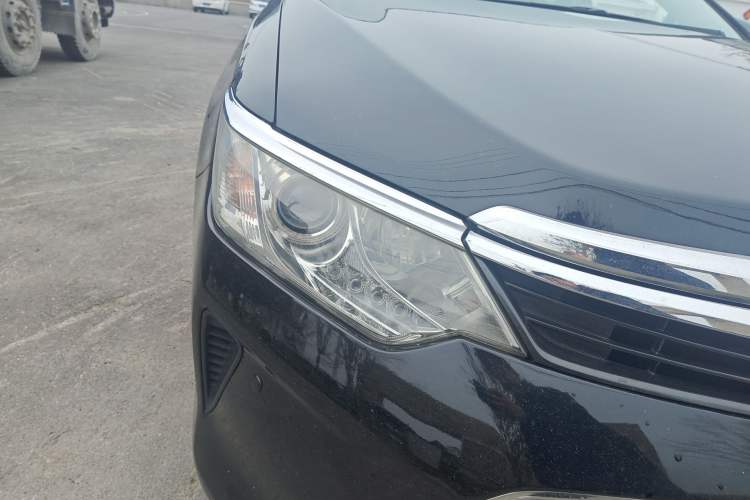 Used Toyota Camry 2016 2.0G 10th Anniversary Leading Edition
