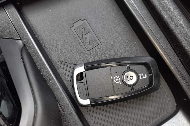 Used Ford Edge 2023 Ford Explorer L 2.0T EcoBoost E-Hybrid Four-Wheel Drive 7-Seater ST-Line