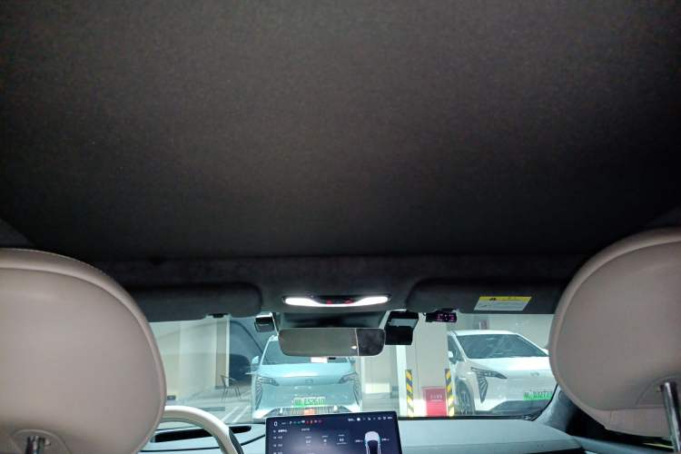 Used CHANGAN NEVO A07 2024 All-Electric "True Fragrance" Edition 710 Flagship Model Headliner