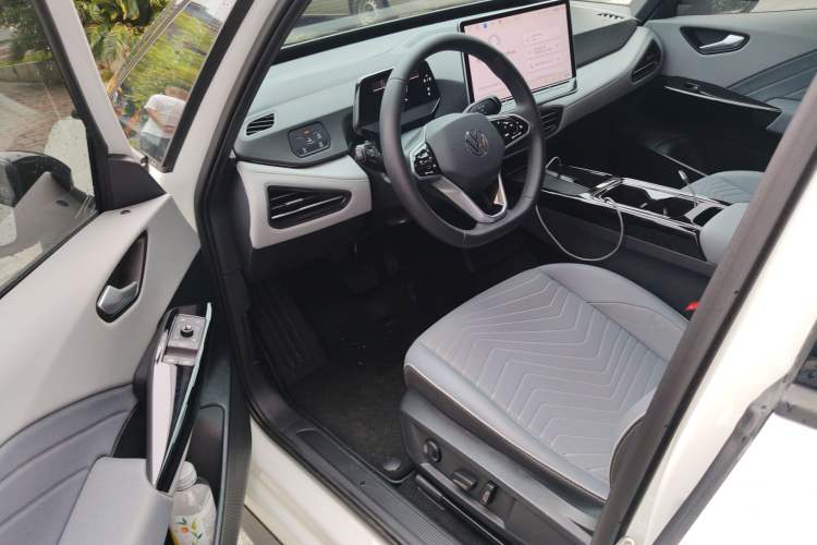 Used Volkswagen ID.3 2025 Revised Version Smart Edition Outstanding Grade Driver Seat