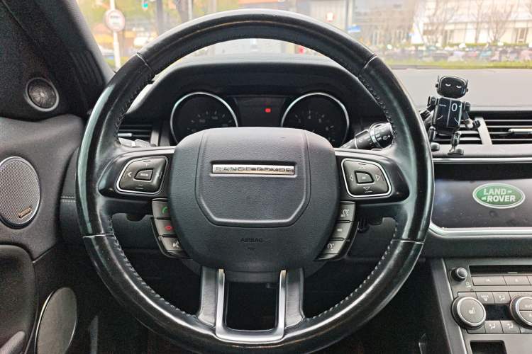 Used Land Rover Range Evoque 2018 240 PS Dream Lotus Lake Blue Limited Edition
