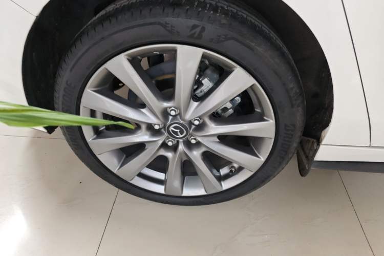 Used Mazda 3 Axela 2021 2.0L Automatic Zhiyao Edition Right Rear Wheel Hub