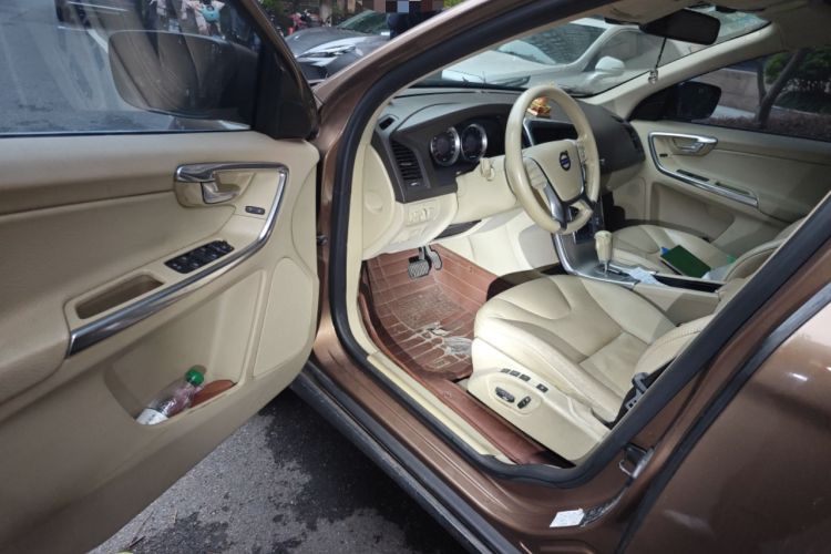 Used Volvo XC60 2012 T5 Comfort Edition