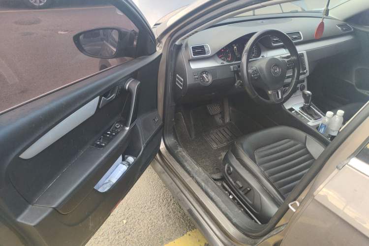 Used Volkswagen Magotan 2015 1.8TSI Advanced Model Driver Seat