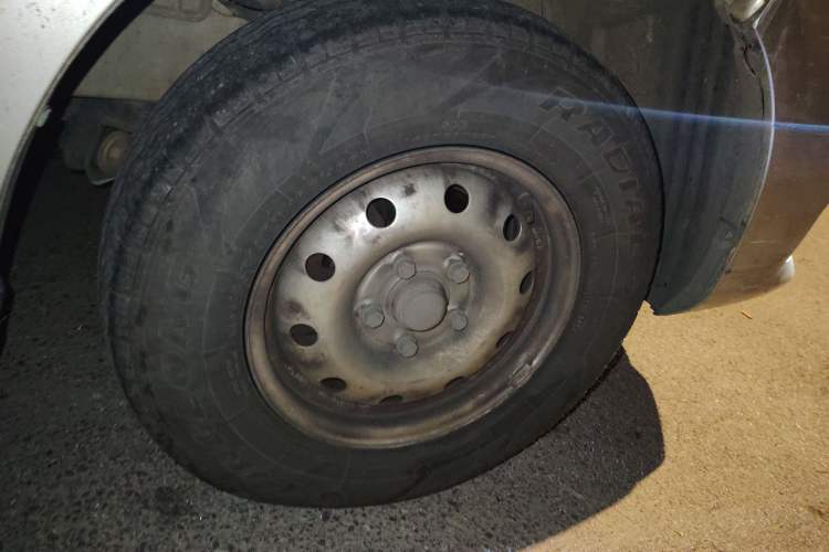 Used CHANGAN KAICHENG Ruixing M70 2019 1.5L Comfort Version 6-Seater China VI Standard Flat Roof Liftback Doors – DAM15KL Right Front Wheel Hub