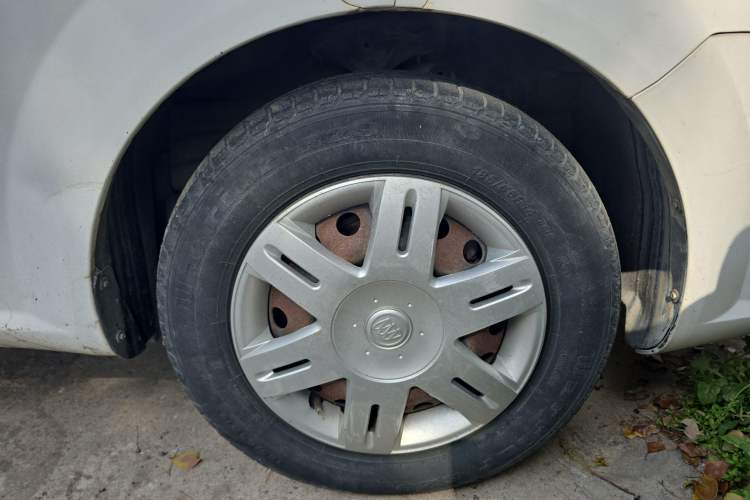 Used Buick Excelle 2013 1.5L Automatic Classic Model
