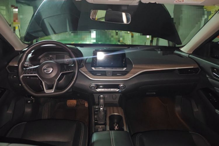 Used Nissan Teana 2021 2.0L XL Comfort Edition Center Console