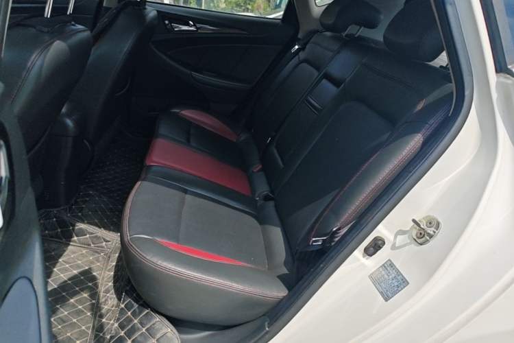 Used CHANGAN Eado 2013 1.6L Manual Junkuo Model China IV Standard