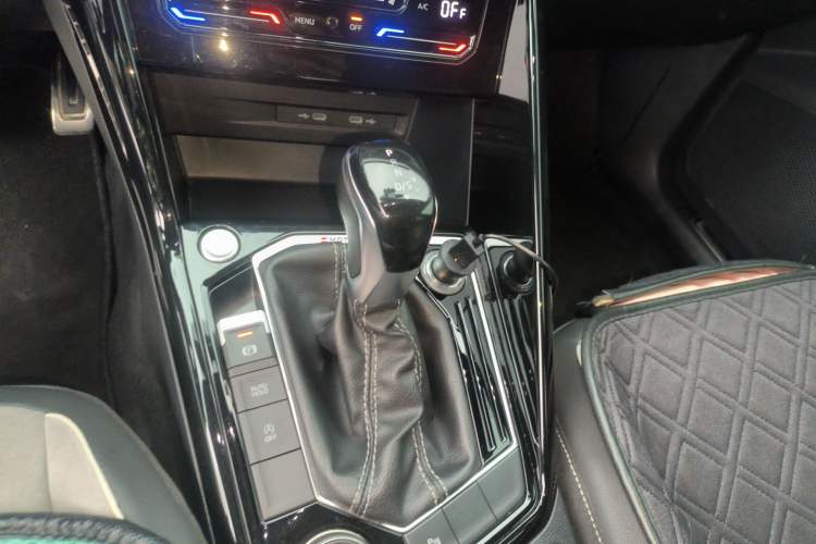 Used Volkswagen Tayron 2020 380TSI All-Wheel Drive R-Line Connected Version