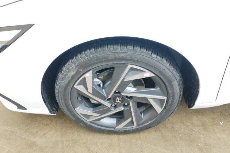 Used Hyundai Elantra 2023 1.5L CVT GLX Elite Edition