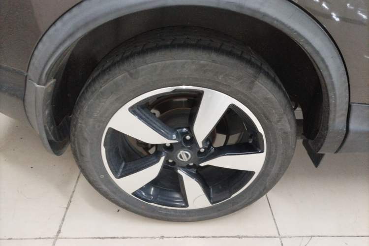 Used Nissan Qashqai 2017 2.0L CVT Luxury Edition China V Standard Right Rear Wheel Hub