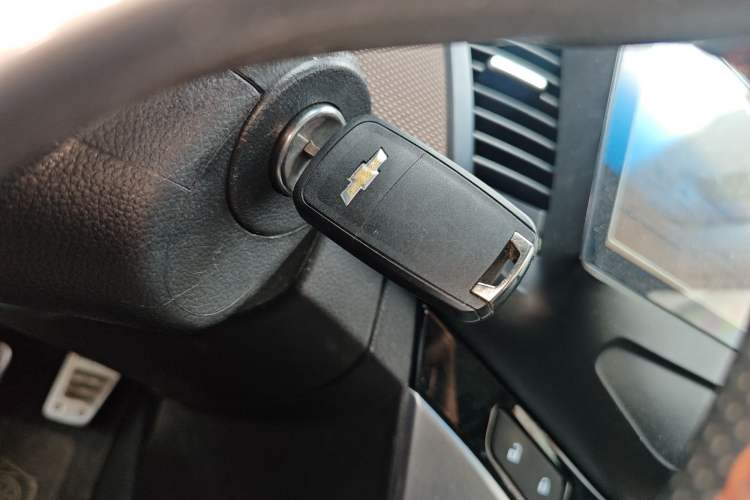 Used Chevrolet Cruze 2013 Hatchback 1.6L Manual Luxury Model
