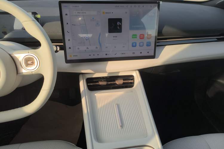 Used Baojun Yunhai 2024 600km Pure Electric Version
